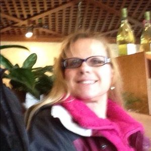 Meet your Posher, Joan